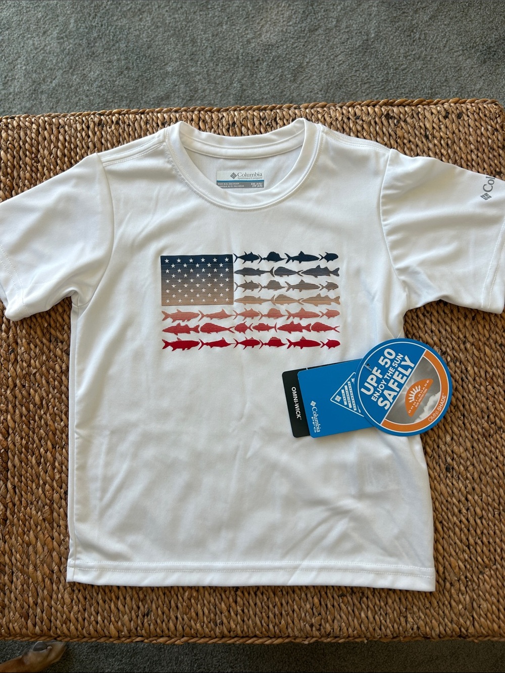 Columbia White Kids Short Sleeve UPF Flag Fish Graphic Tee